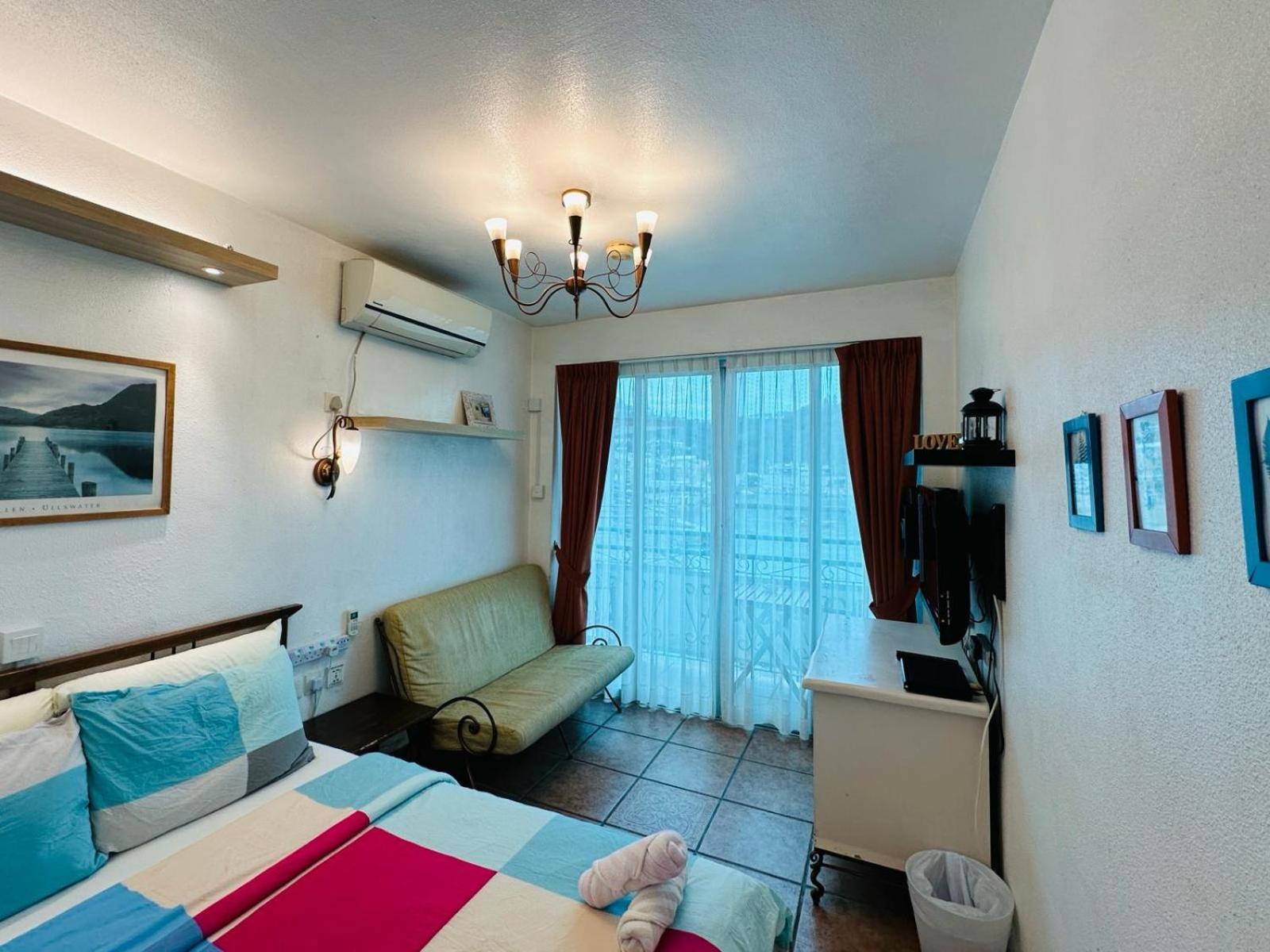Bali Holiday Resort Гонконг Экстерьер фото