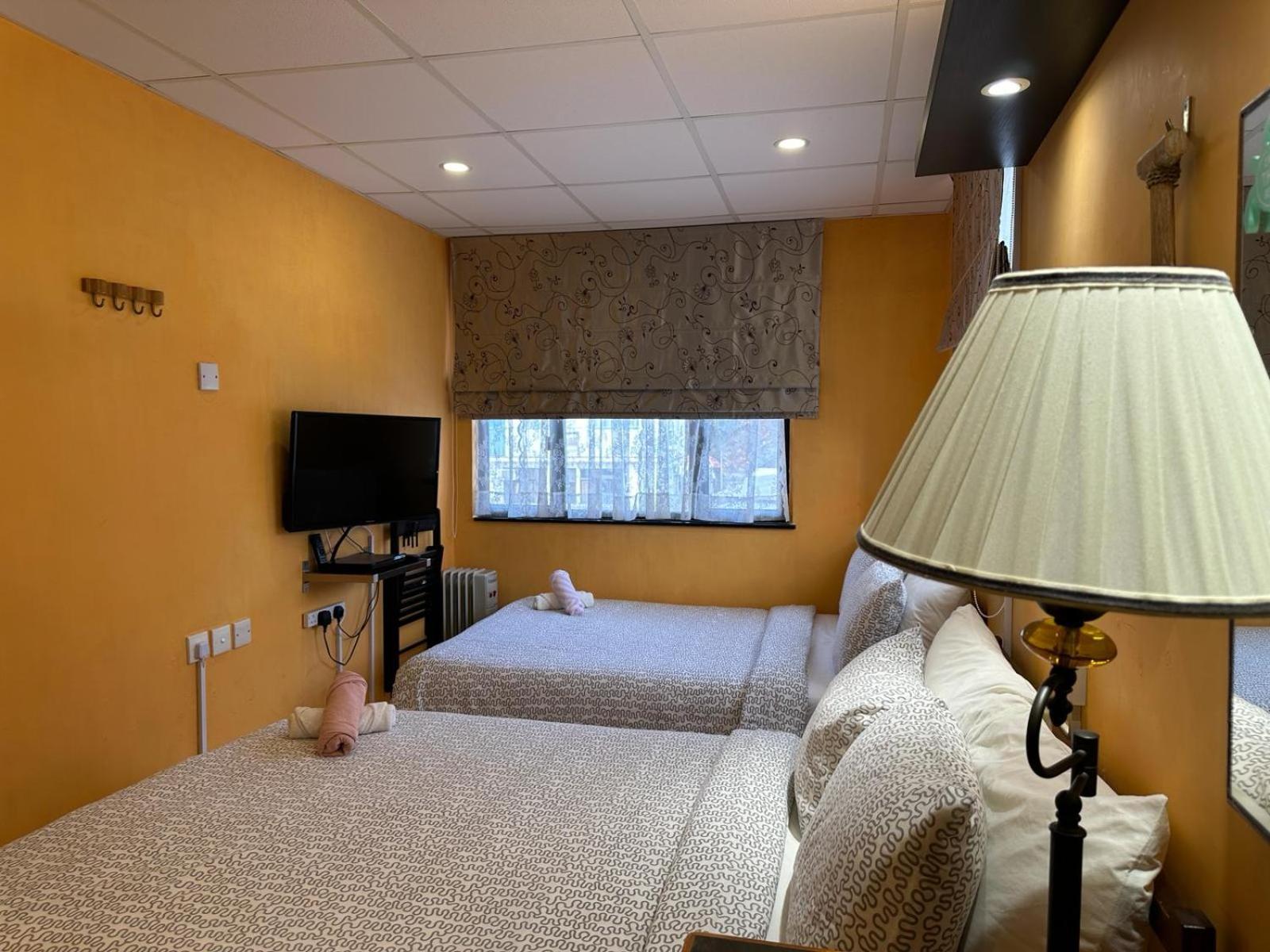 Bali Holiday Resort Гонконг Экстерьер фото